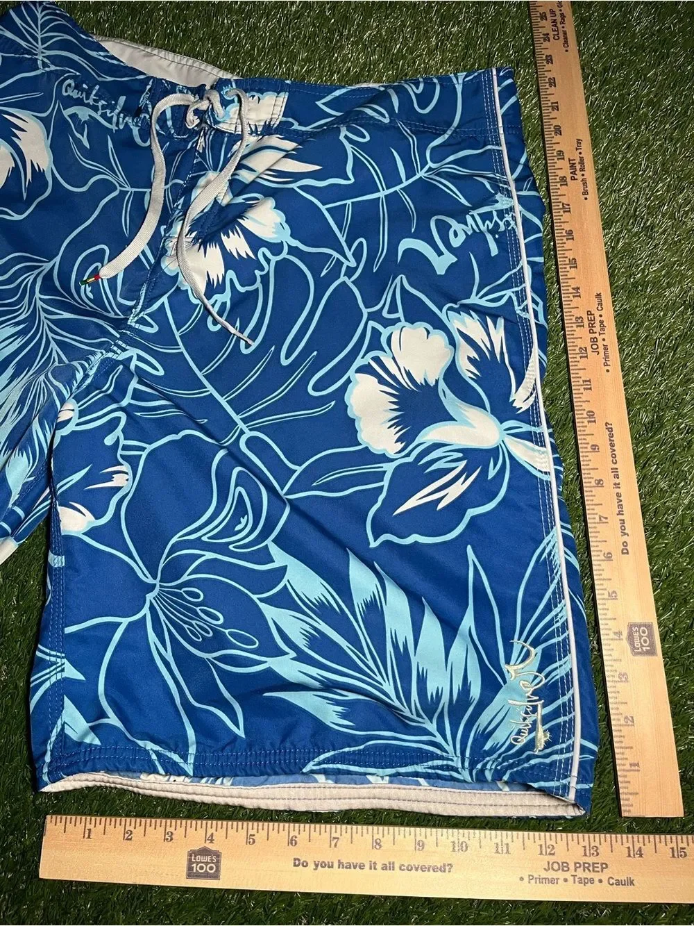 Quiksilver Y2K vintage style Blue Floral Men’s Swim Trunks (read description)